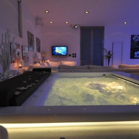 Suite White Elegance Gallipoli Bagian luar foto